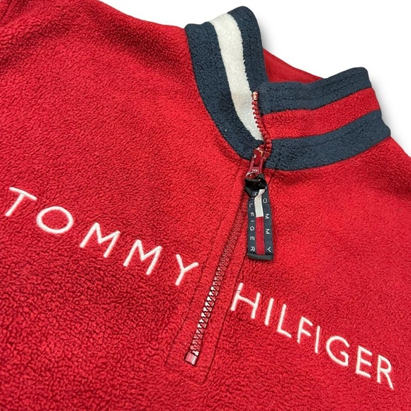VINTAGE TOMMY HILFIGER RED FLEECE - (L- XL) - Picture 3 of 4